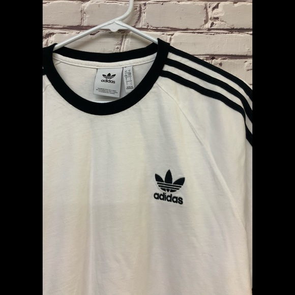 Adidas t-shirt. - Picture 2 of 3